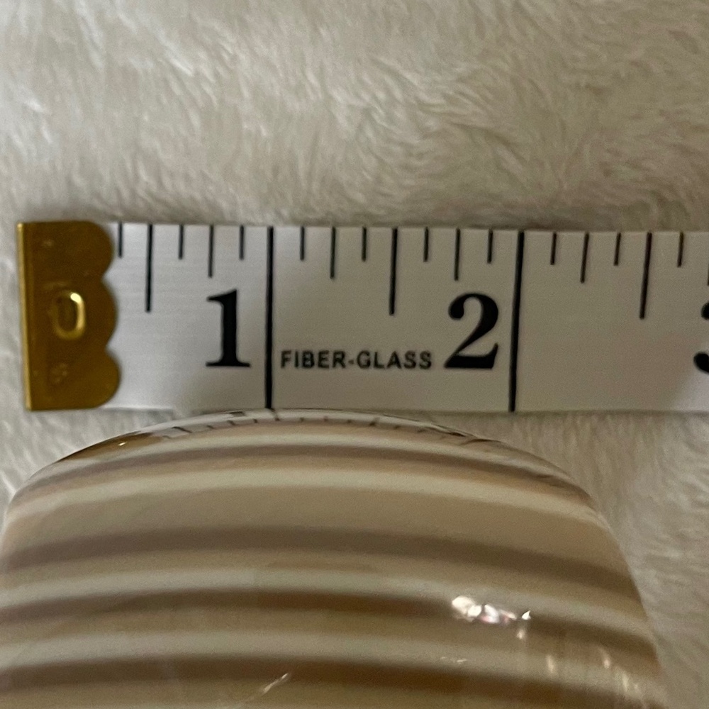 Neutral Swirl Resin Bangle Bracelet - Cream and Brown - Picture 7 of 9